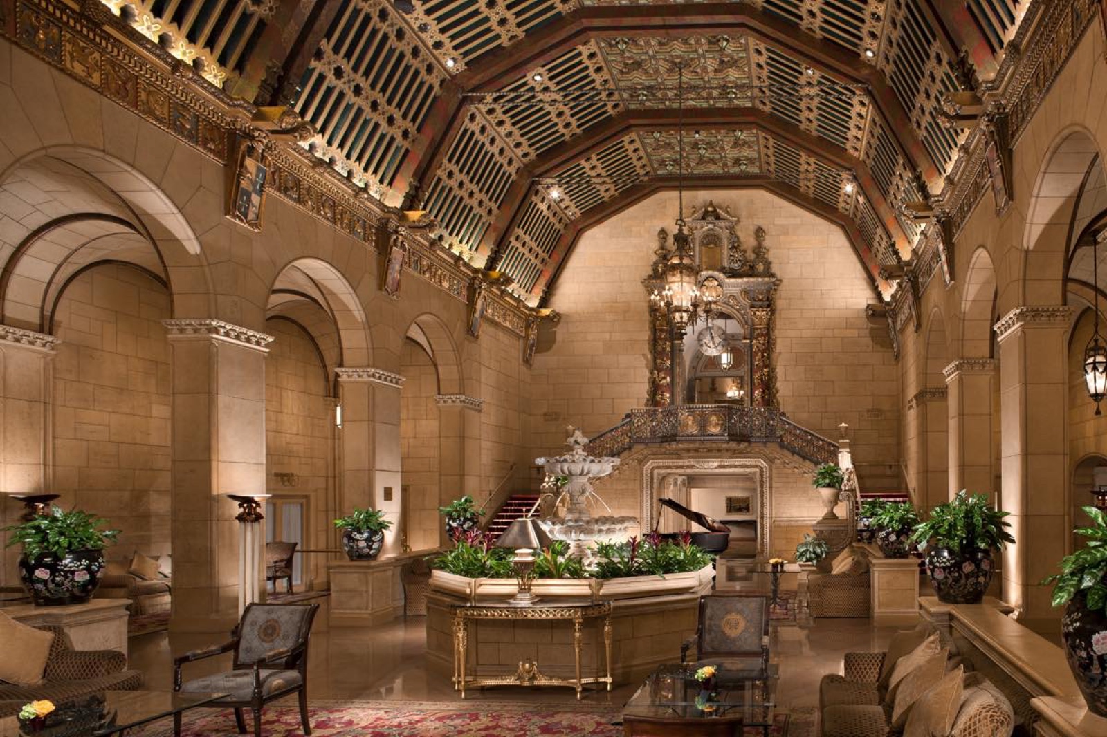 The Rendezvous Court at the Millennium Biltmore